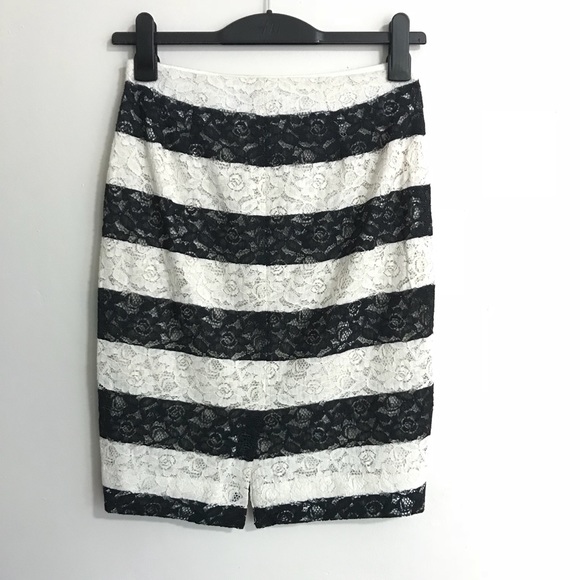 Navy and White Lace Pencil Skirt The Limited - Picture 3 of 5